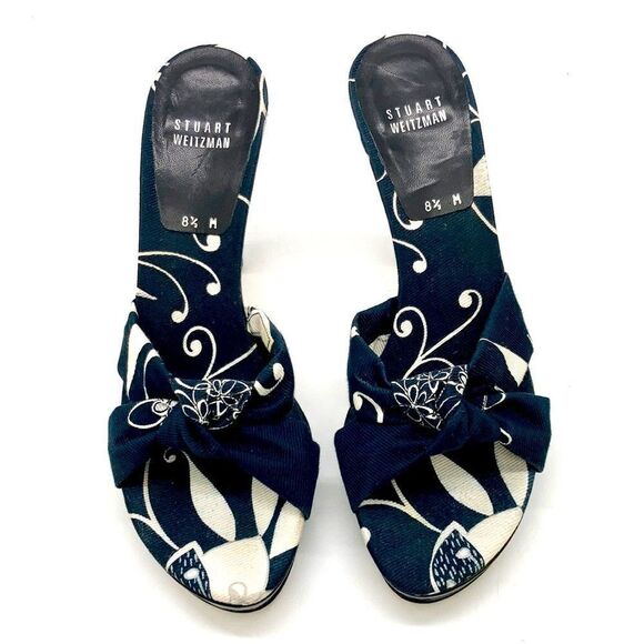 Stuart Weitzman Floral Platform Pump - Picture 6 of 10